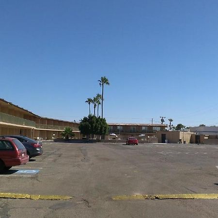 Royal Motor Inn Yuma Esterno foto